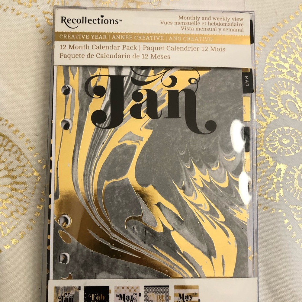 12 month calendar pack size personal.